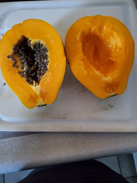 Papaya seeded
