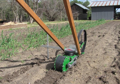 garden-seed-planter-great-farm-show-e-row-precision-planter-great-for-small-scale-of-garden-seed-planter.jpg