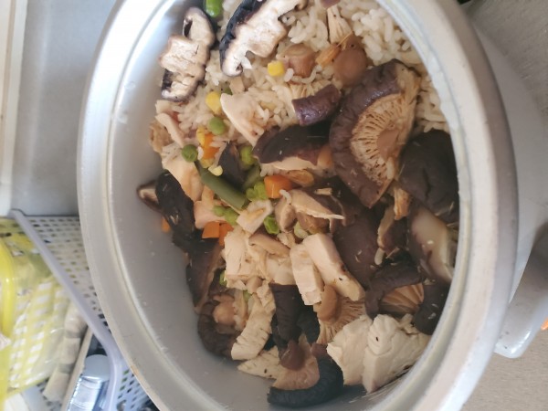 one pot chicken with mushroom rice made in a rice cooker